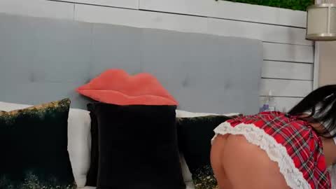 JenniferLovve online show from 18, 9, 2025