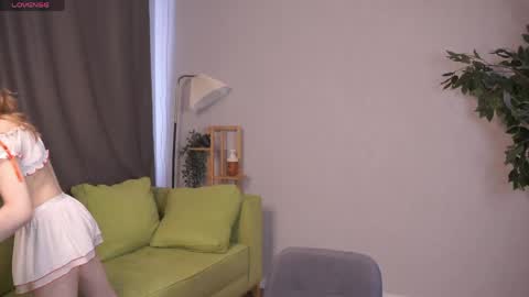 Snapshot of jenniferrakow chatting on 15, 5, 2026 Sofia online show from 15, 5, 2026