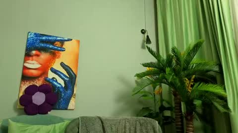 jenniferreys online show from 14, 4, 2026