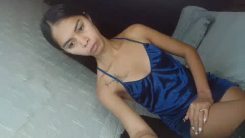 PRETTY JENNY online show from 6, 1, 2025