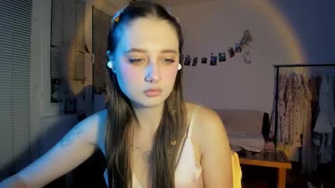 Jennifer Jenny Darling   online show from 22, 9, 2025