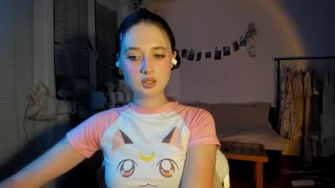 Jennifer Jenny Darling   online show from 23, 9, 2025