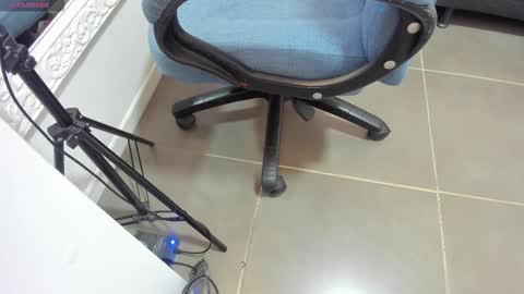 Snapshot of jenny_stark chatting on 6, 11, 2025 jenny_stark online show from 6, 11, 2025