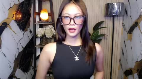 Snapshot of jenny_sweetgirlx chatting on 9, 7, 2026 jenny_sweetgirlx online show from 9, 7, 2026