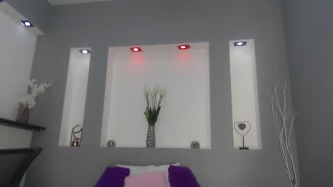 jenny_towers online show from 9, 3, 2025