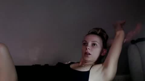 Snapshot of jennyfrost chatting on 31, 10, 2025 jennyfrost online show from 31, 10, 2025