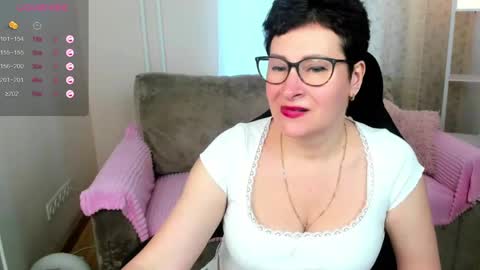 Snapshot of jennymons chatting on 17, 5, 2026 Jenny online show from 17, 5, 2026