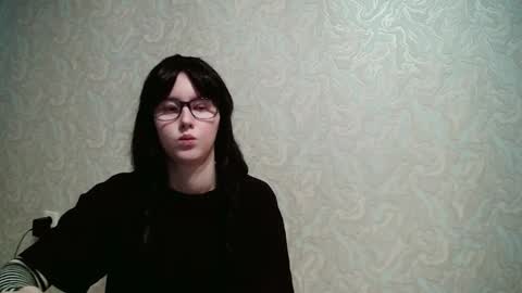 JennyOlset online show from 10, 10, 2025