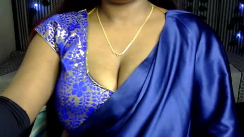 Snapshot of jennysinghaniya chatting on 19, 12, 2024 jenny online show from 19, 12, 2024