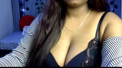 Snapshot of jennysinghaniya chatting on 13, 2, 2025 jenny online show from 13, 2, 2025