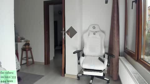 Snapshot of jennywildd chatting on 30, 3, 2026 infamous blondiechloe. Jennyjennywildd online show from 30, 3, 2026