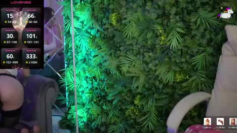 Snapshot of jennyyluv chatting on 23, 4, 2026 JENNY online show from 23, 4, 2026