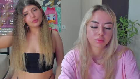 Snapshot of jeremayalove chatting on 29, 12, 2024 Hi hi We are Jessie and Betti online show from 29, 12, 2024