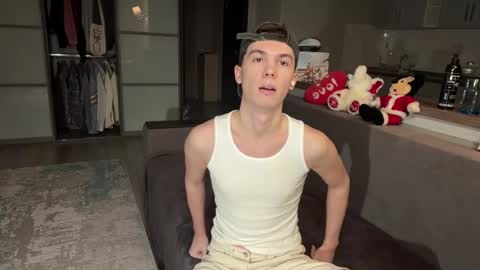 jeremy1scott online show from 15, 11, 2025