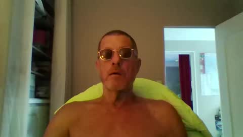 Snapshot of jerflor chatting on 19, 9, 2025 jerflor online show from 19, 9, 2025