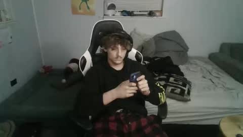 jerimiahslhong online show from 20, 11, 2025