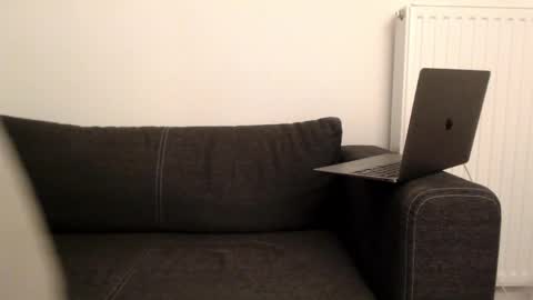 jerkoffboy99 online show from 16, 4, 2026