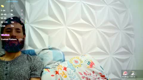 Snapshot of jerryandjessicaa chatting on 14, 12, 2025 Jess y Jerry online show from 14, 12, 2025