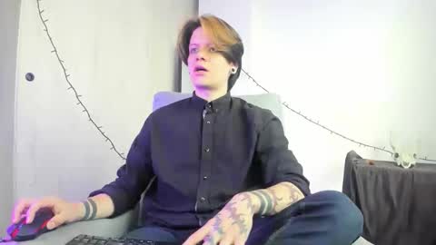 Angelo online show from 17, 12, 2025