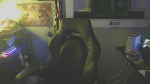 Snapshot of jerzey2k2 chatting on 28, 1, 2025 Jerzey2k2 aka the Alpha online show from 28, 1, 2025