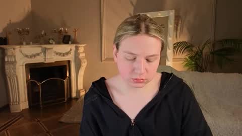 Snapshot of jes_solar chatting on 18, 1, 2026 jes_solar online show from 18, 1, 2026