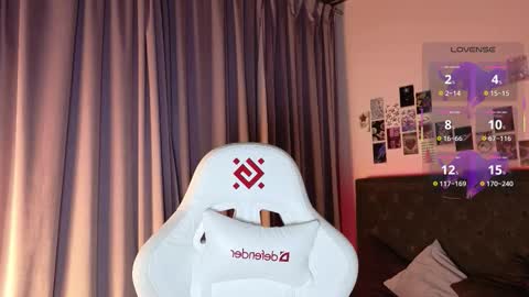 jesica_moon_peachy online show from 7, 11, 2025