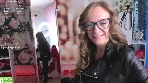 Snapshot of jesica_moon_peachyy chatting on 16, 5, 2026 jesica_moon_peachyy online show from 16, 5, 2026