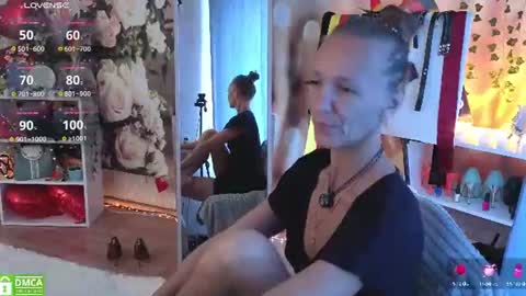 Snapshot of jesica_moon_peachyy chatting on 28, 6, 2026 jesica_moon_peachyy online show from 28, 6, 2026