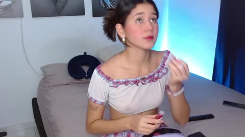Snapshot of jessdant_luv chatting on 6, 1, 2025 Hello we are Jesse and Dante. online show from 6, 1, 2025