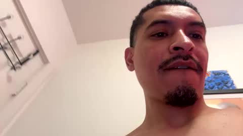 Hungjessy online show from 16, 2, 2025