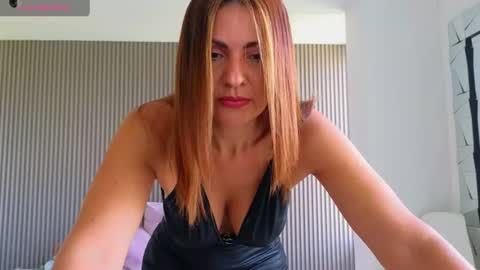 Snapshot of jessey_adams chatting on 18, 6, 2026 bella adams online show from 18, 6, 2026