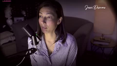 Snapshot of jessi_dreams chatting on 2, 10, 2025 Jessica Gomez online show from 2, 10, 2025