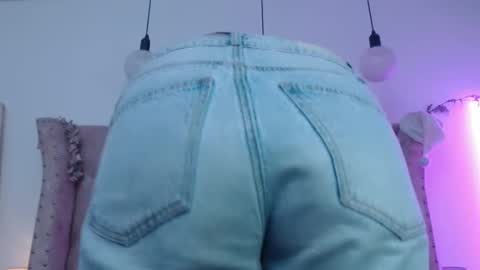 Snapshot of jessica_carter_ chatting on 24, 4, 2026 Jessica online show from 24, 4, 2026
