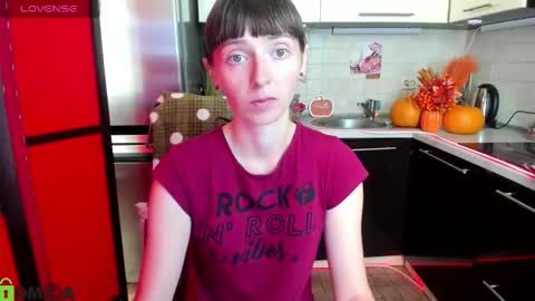 jessicaforris online show from 21, 9, 2025