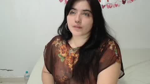 jessicared18 online show from 17, 2, 2025