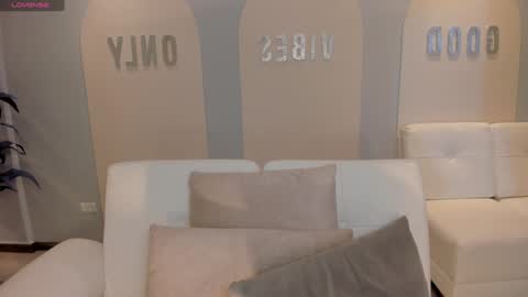 Snapshot of jessicawilliams1 chatting on 2, 1, 2025 JESS online show from 2, 1, 2025