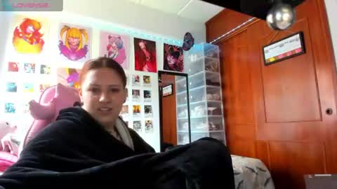 Snapshot of jessie_williams_01 chatting on 30, 7, 2026 Your Sweet Angel online show from 30, 7, 2026