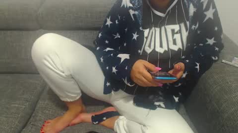 Snapshot of jessiestar3 chatting on 10, 2, 2025 jessiestar3 online show from 10, 2, 2025