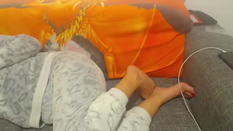 Snapshot of jessiestar3 chatting on 22, 2, 2025 jessiestar3 online show from 22, 2, 2025