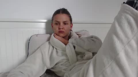 Snapshot of jessiexryan chatting on 5, 10, 2025 jessieryan online show from 5, 10, 2025