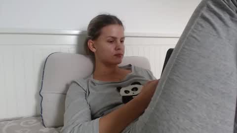 Snapshot of jessiexryan chatting on 14, 10, 2025 jessieryan online show from 14, 10, 2025