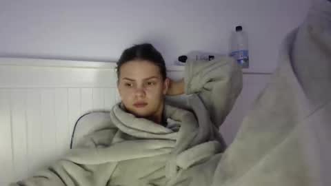 Snapshot of jessiexryan chatting on 18, 10, 2025 jessieryan online show from 18, 10, 2025