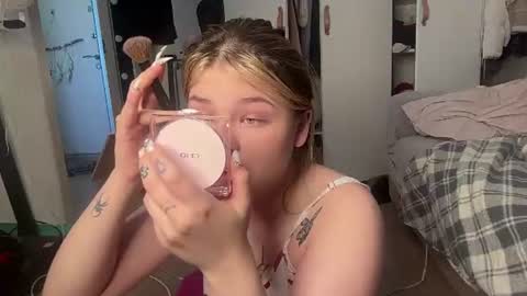 jessluck_1 online show from 20, 6, 2026