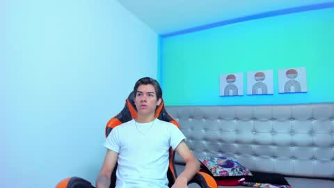 Jessy Mateus online show from 7, 1, 2025