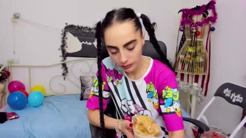 Snapshot of jessystarrr chatting on 2, 1, 2025 Jessy online show from 2, 1, 2025