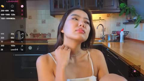 Snapshot of jettablock chatting on 4, 10, 2025 Hi all. My name is Naomi and Im glad to see you in my room online show from 4, 10, 2025