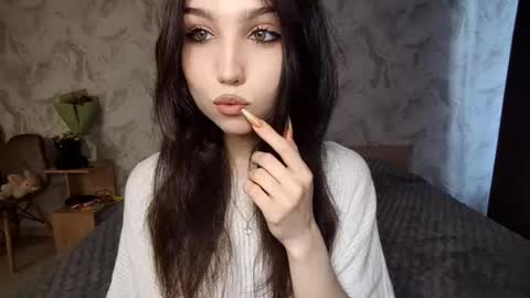 I am Gina ntmu Lets hit 10 Thumbs Up together online show from 26, 3, 2026