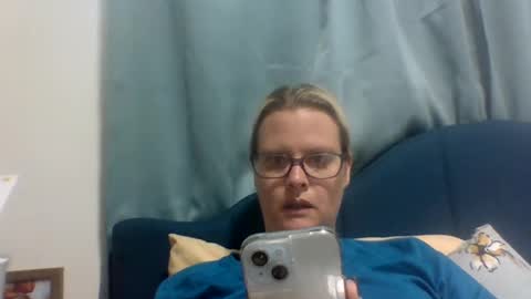 jeuelz1 online show from 17, 2, 2025