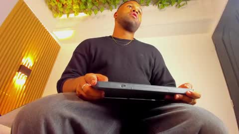 jeus_stanley online show from 18, 5, 2026