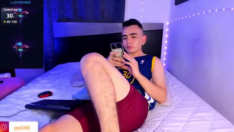 Snapshot of jey_keler chatting on 22, 1, 2025 jey keler online show from 22, 1, 2025